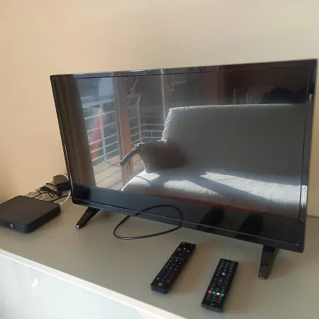 Vlakbij Zee En Duinen Бреден